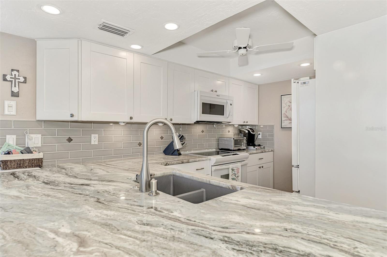 631 Alhambra Unit 1004, Venice, FL 34285