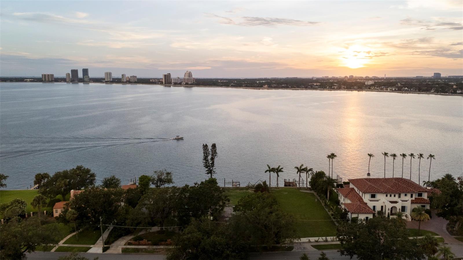 214 Blanca, Tampa, FL 33606