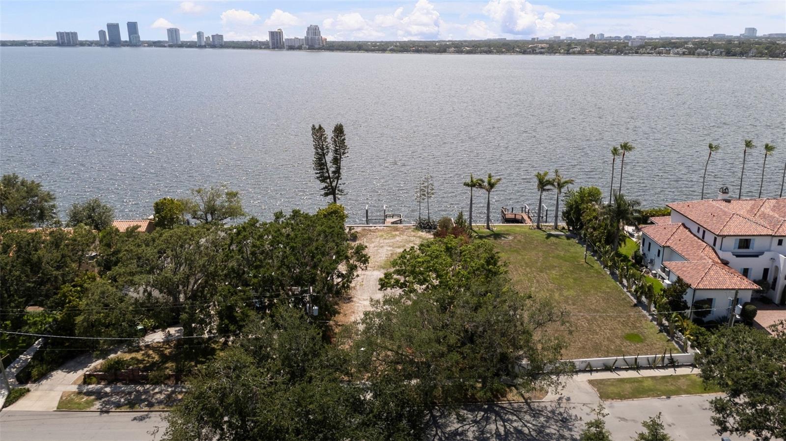 214 Blanca, Tampa, FL 33606