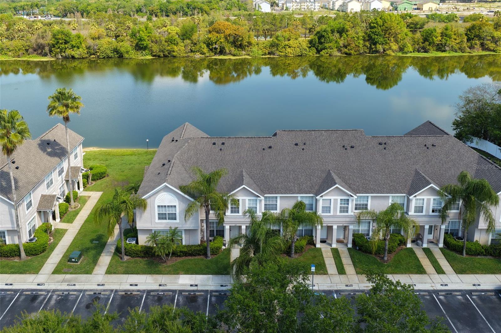 425 Kensington Lake, Brandon, FL 33511
