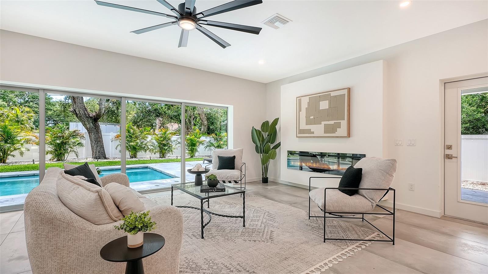 2050 Euclid, Sarasota, FL 34239