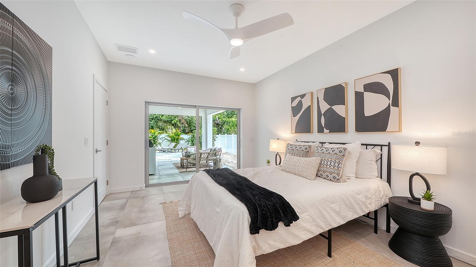 2050 Euclid, Sarasota, FL 34239