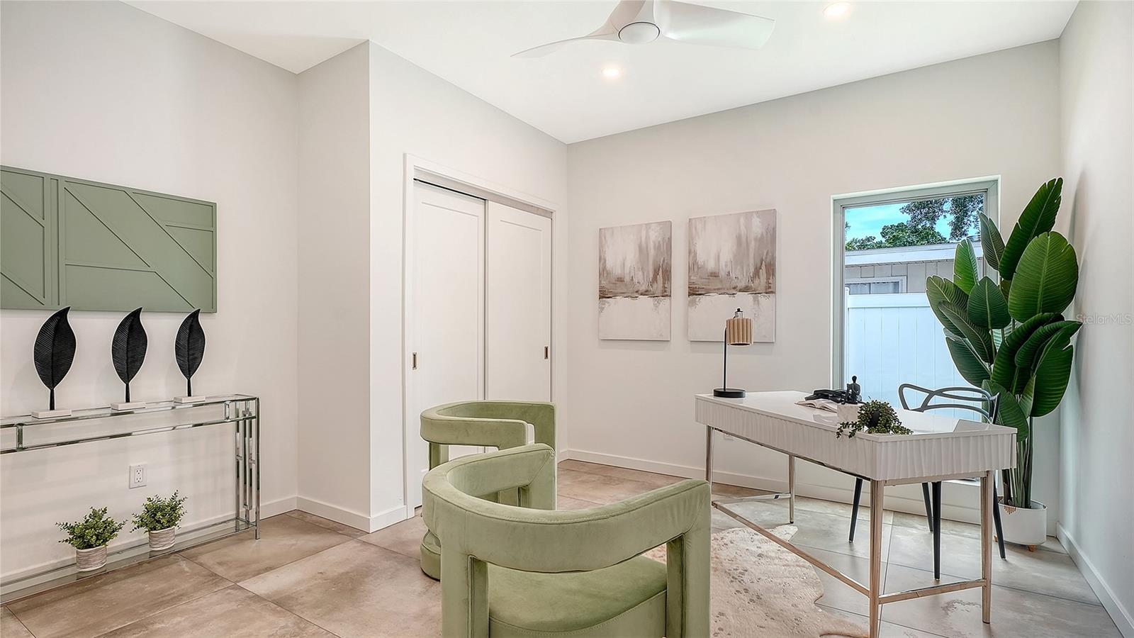 2050 Euclid, Sarasota, FL 34239