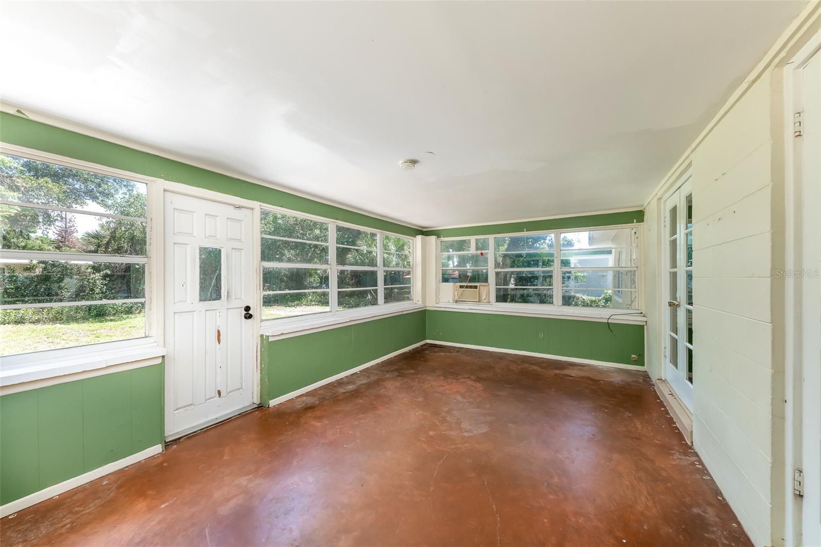 519 Vern, Orlando, FL 32805
