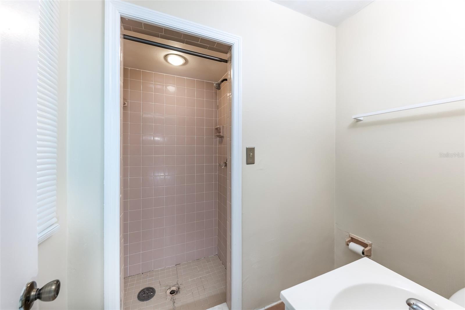 519 Vern, Orlando, FL 32805