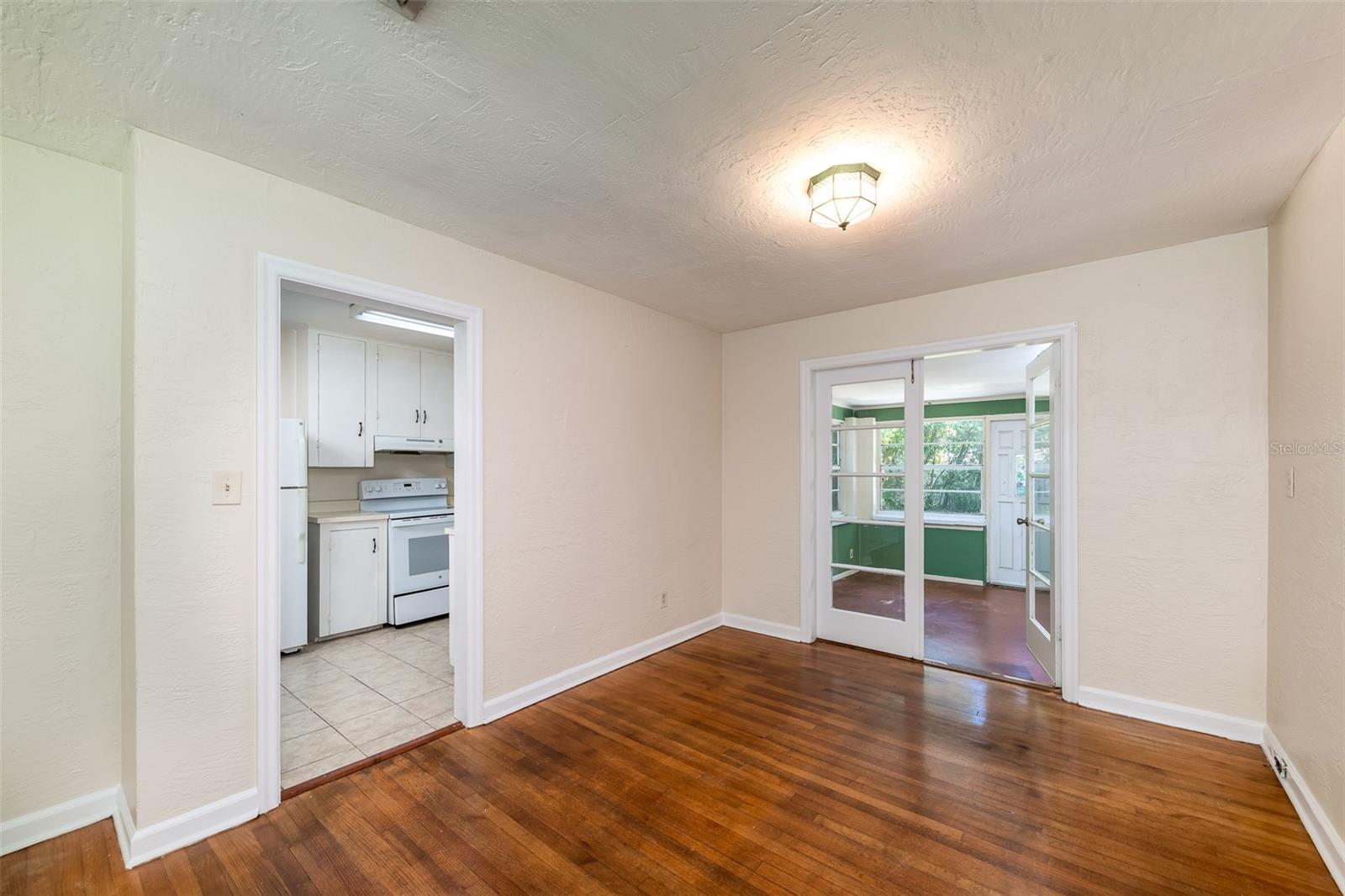 519 Vern, Orlando, FL 32805