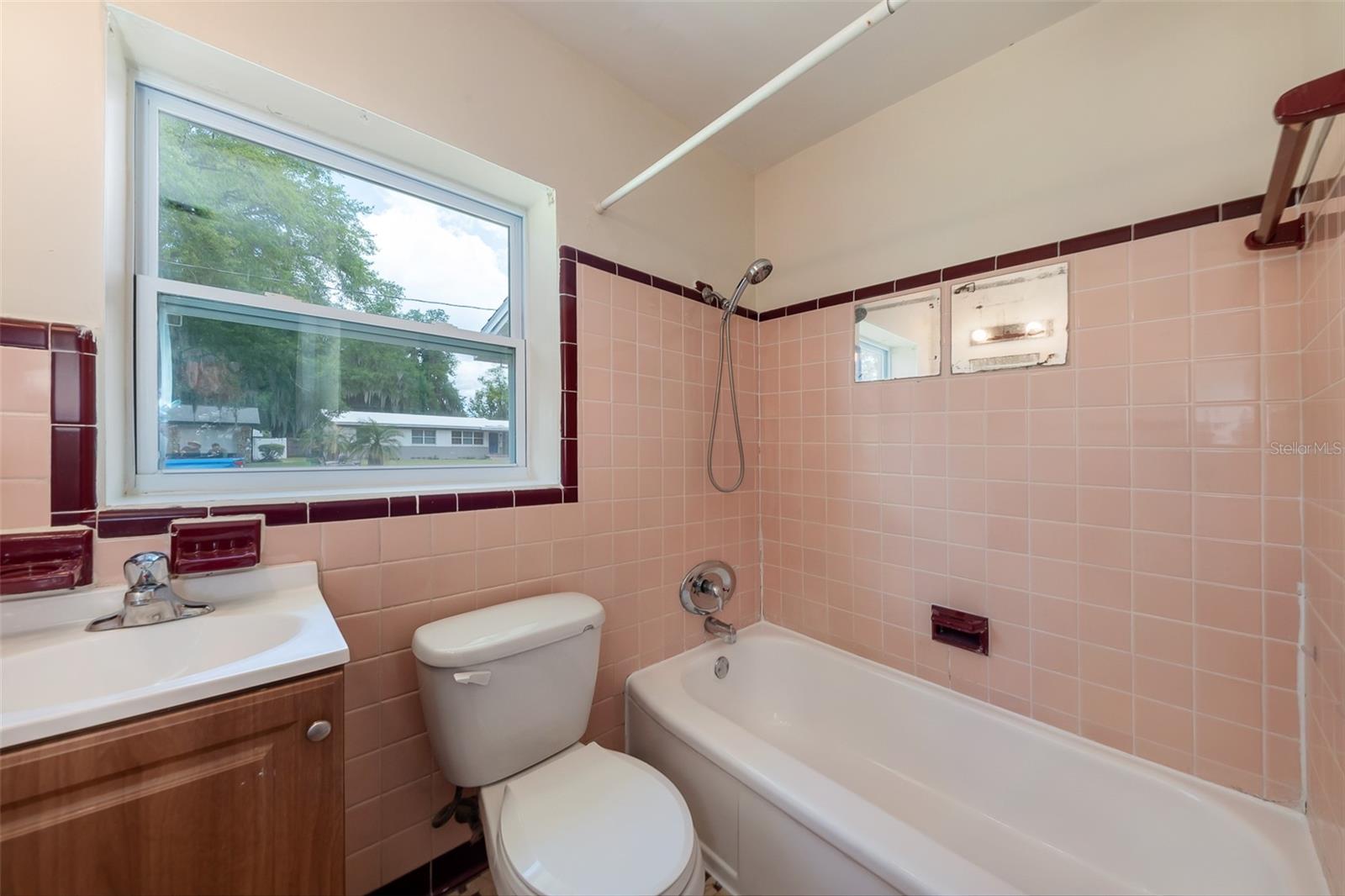 519 Vern, Orlando, FL 32805