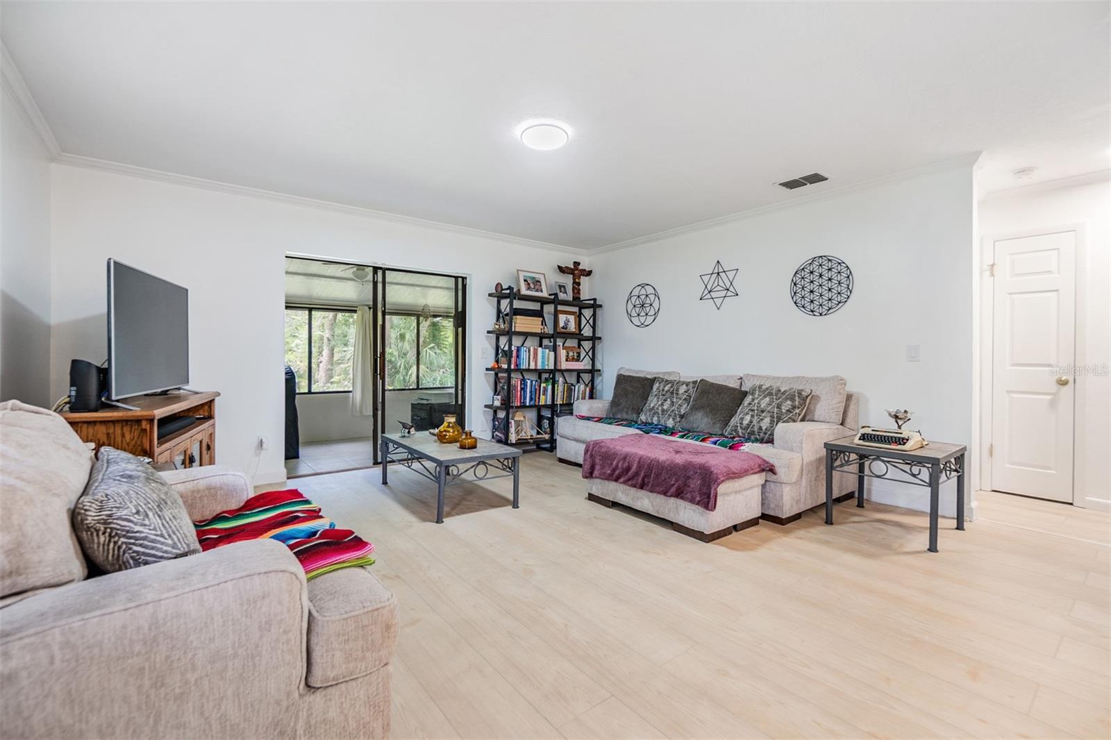 1400 Tarpon Woods Unit E4, Palm Harbor, FL 34685