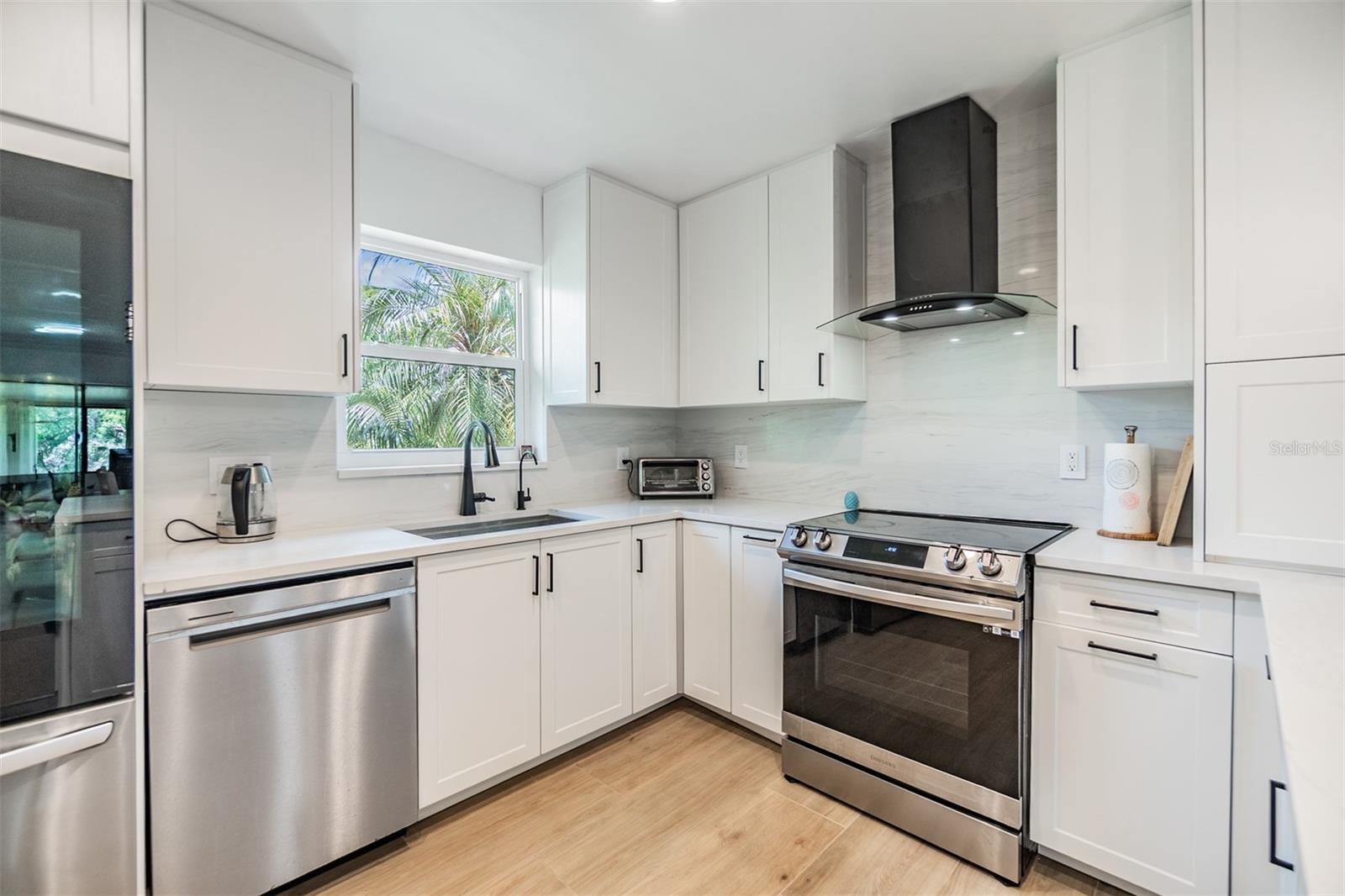 1400 Tarpon Woods Unit E4, Palm Harbor, FL 34685