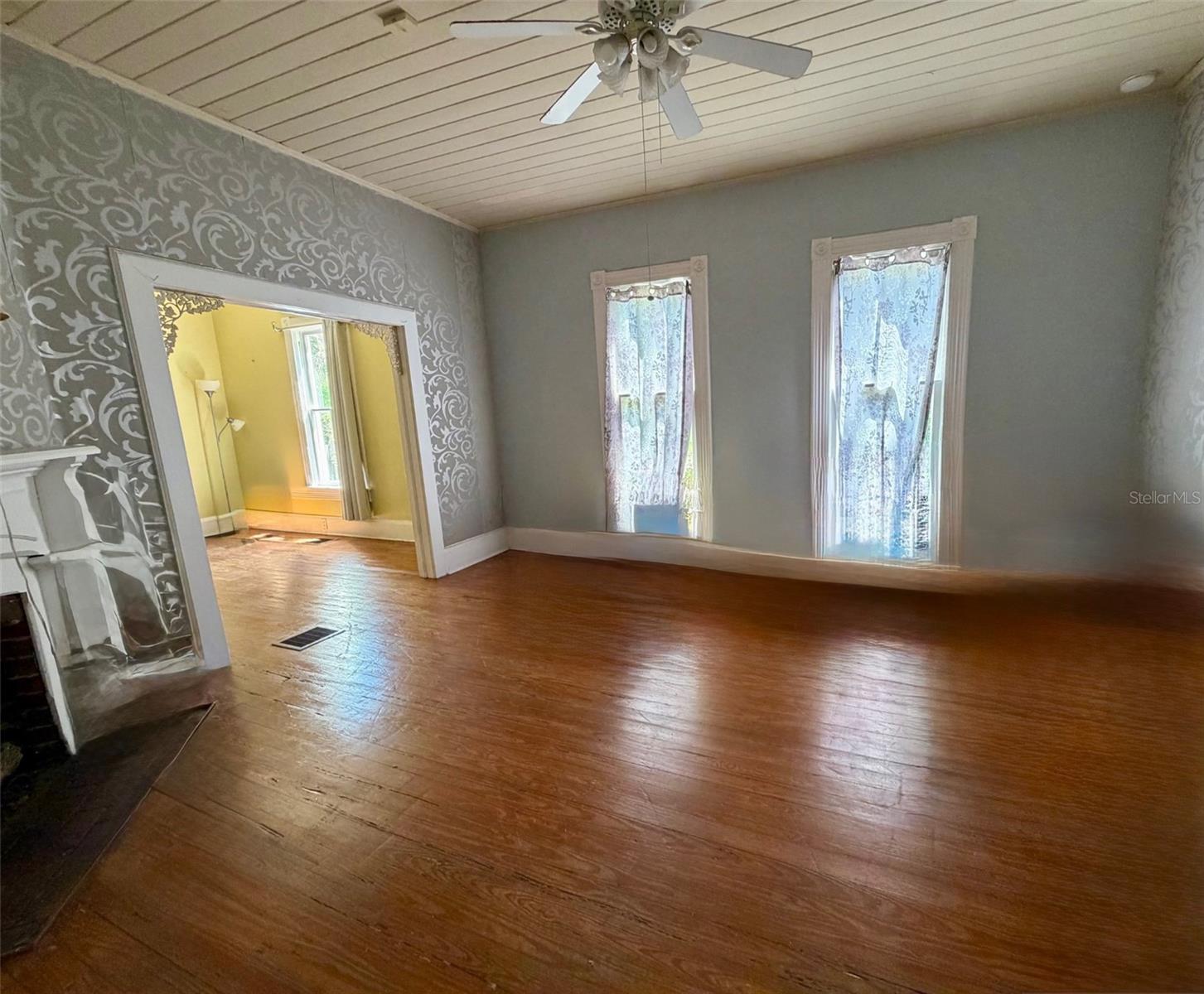 117 Brooksville, Brooksville, FL 34601