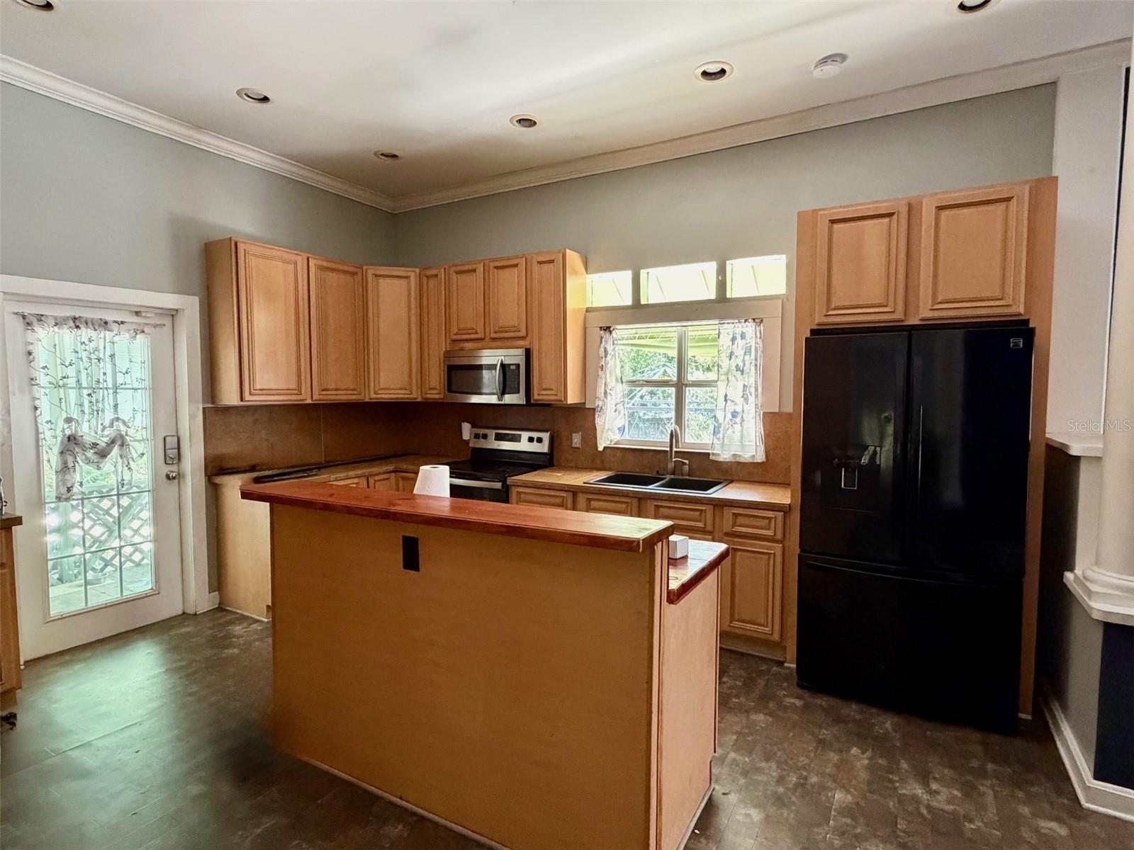 117 Brooksville, Brooksville, FL 34601
