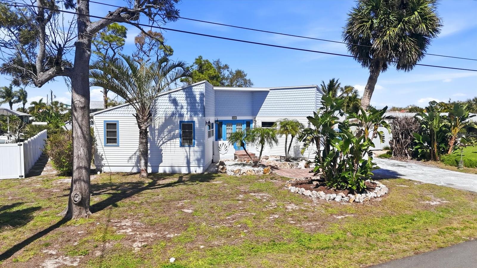 1052 Kant, Englewood, FL 34224
