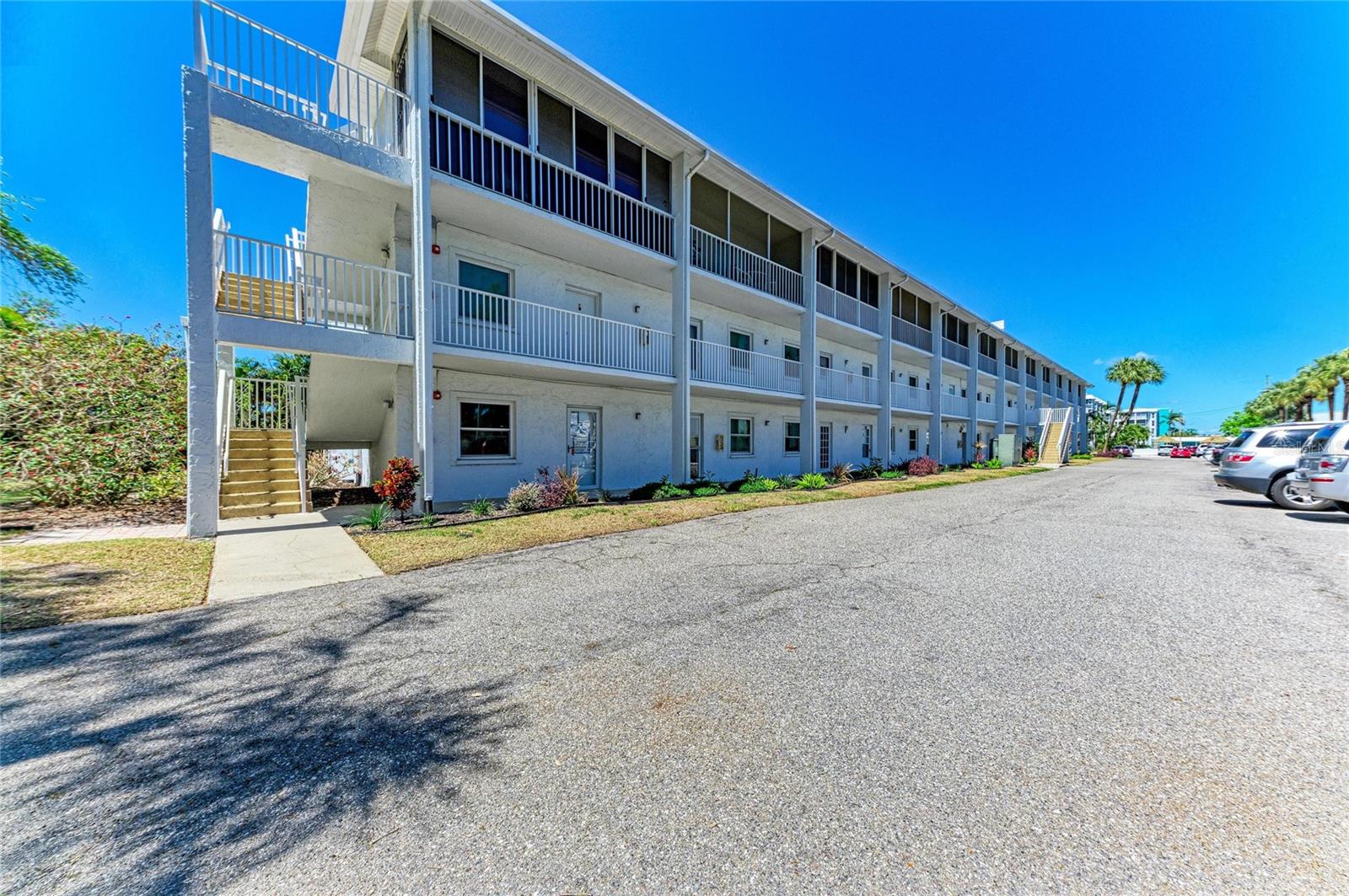 4920 38th Unit 210, St Petersburg, FL 33711