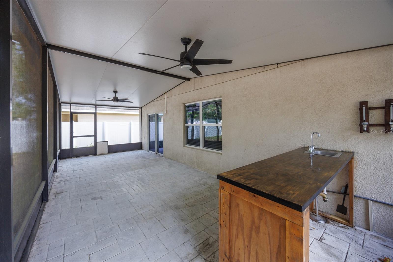 5461 Magdalene, Zephyrhills, FL 33541