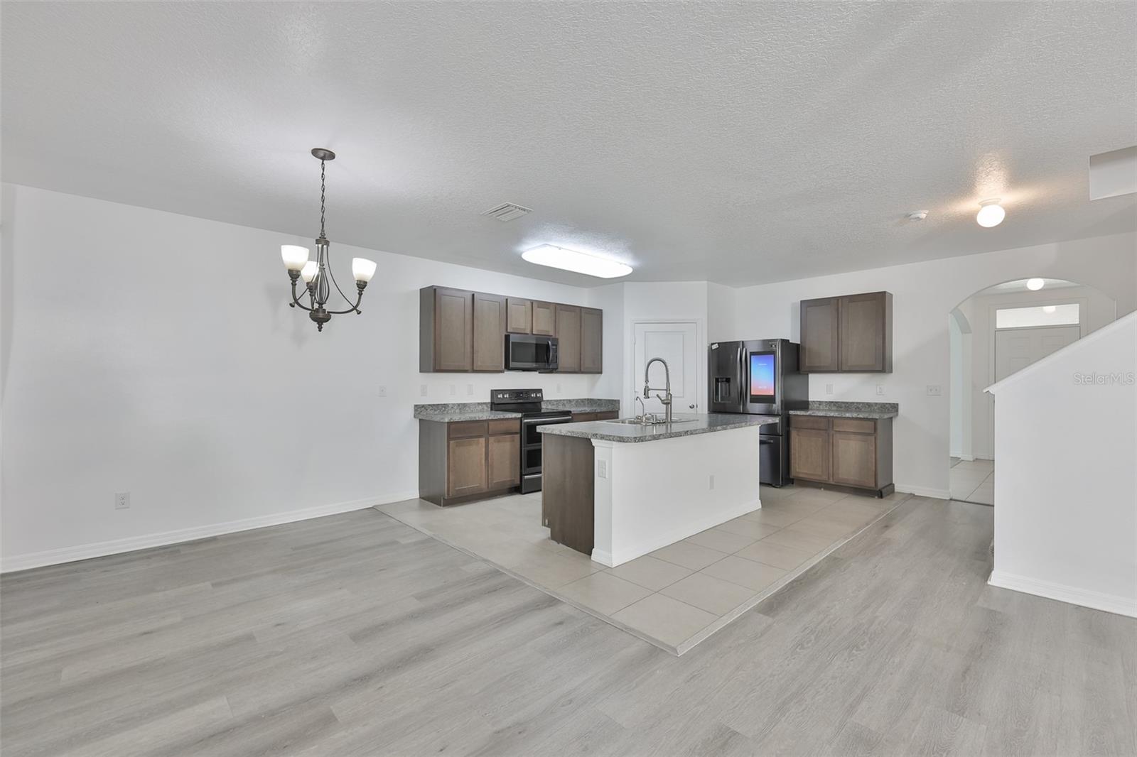 5461 Magdalene, Zephyrhills, FL 33541