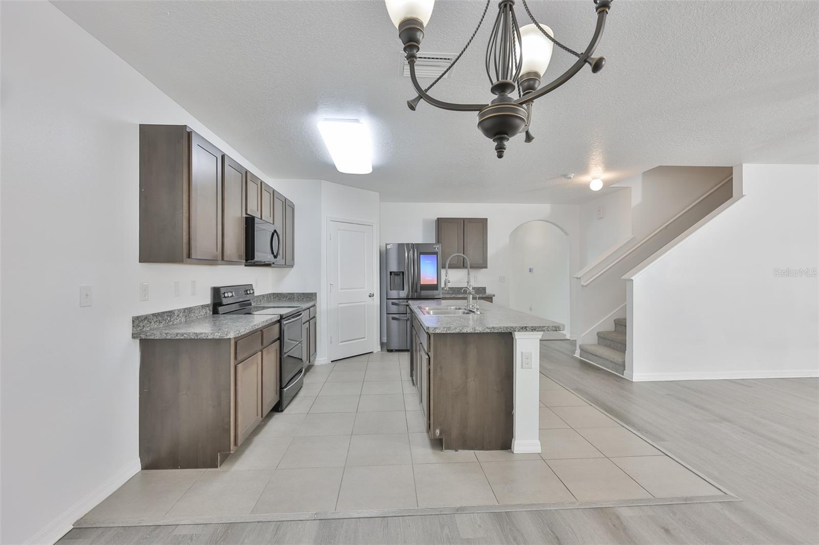 5461 Magdalene, Zephyrhills, FL 33541