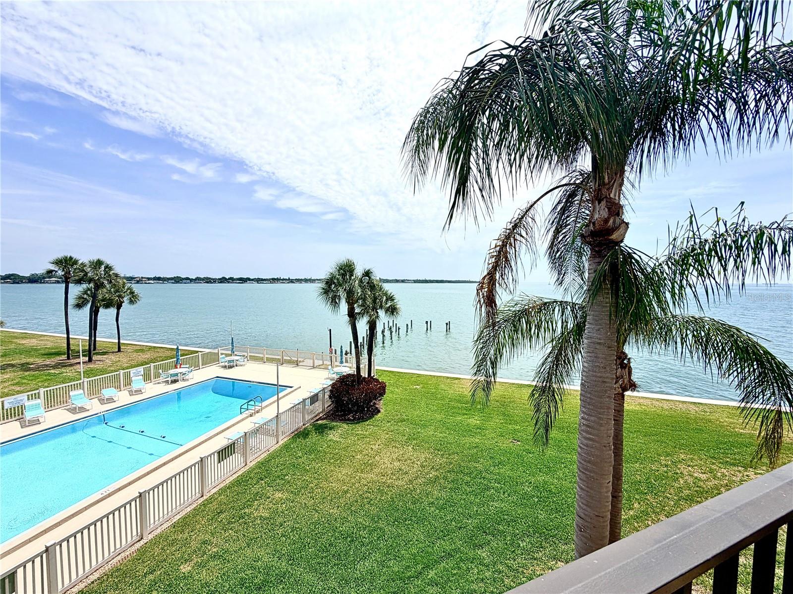 7520 Sunshine Skyway Unit T18, St Petersburg, FL 33711