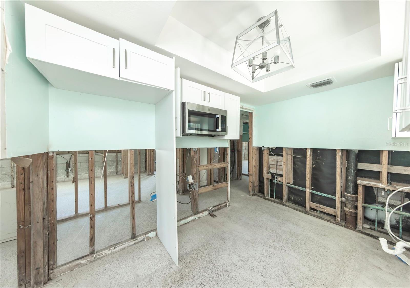 875 Bruce, Clearwater, FL 33767