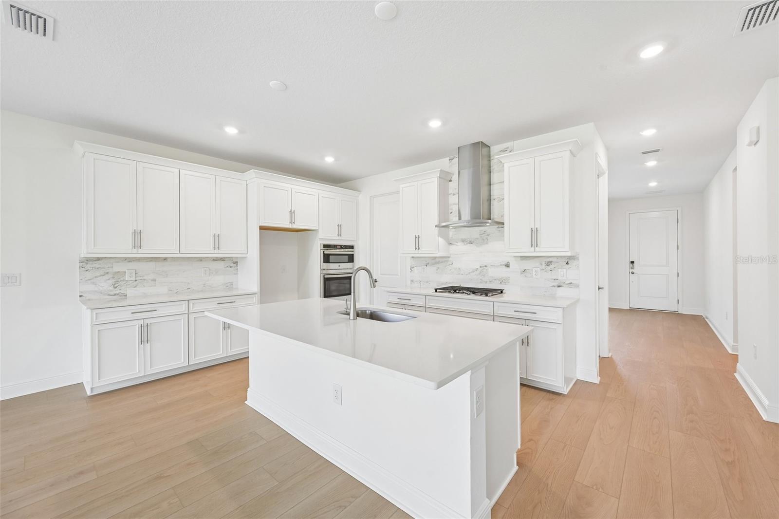 7551 Hawkstone, Sarasota, FL 34241