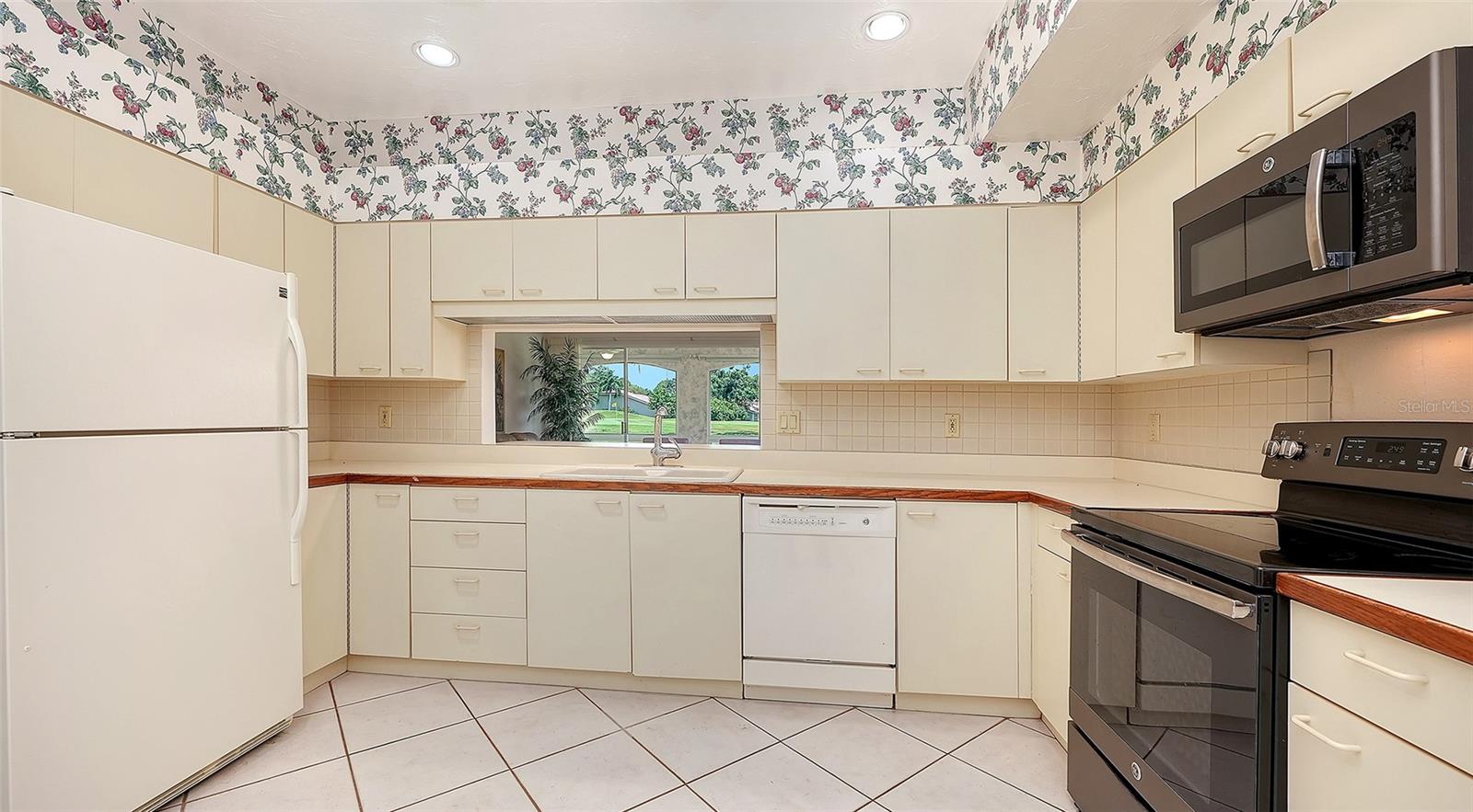 3864 Chatsworth Greene Unit 10, Sarasota, FL 34235