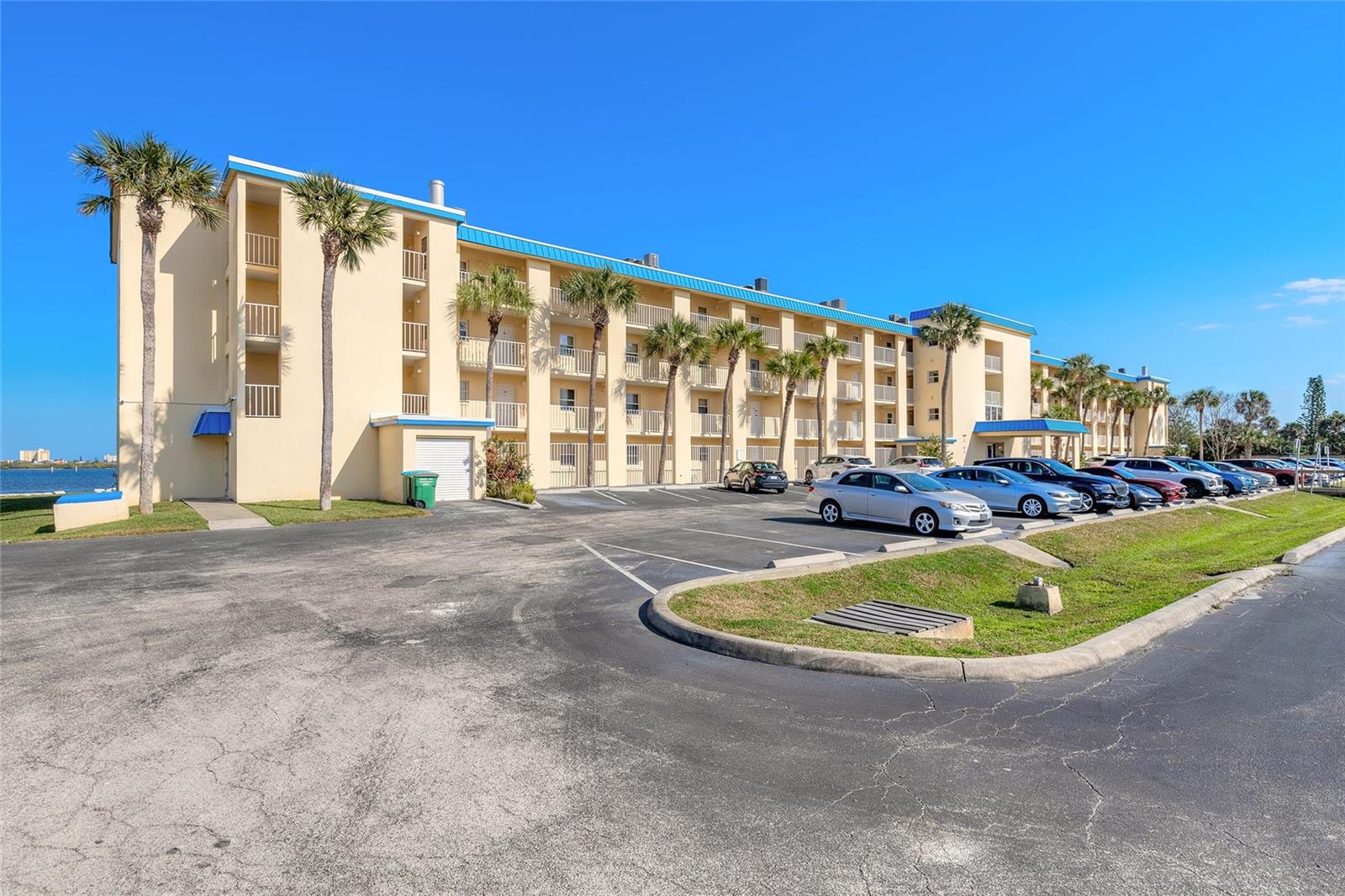 3131 Ridgewood Unit 101, South Daytona, FL 32119