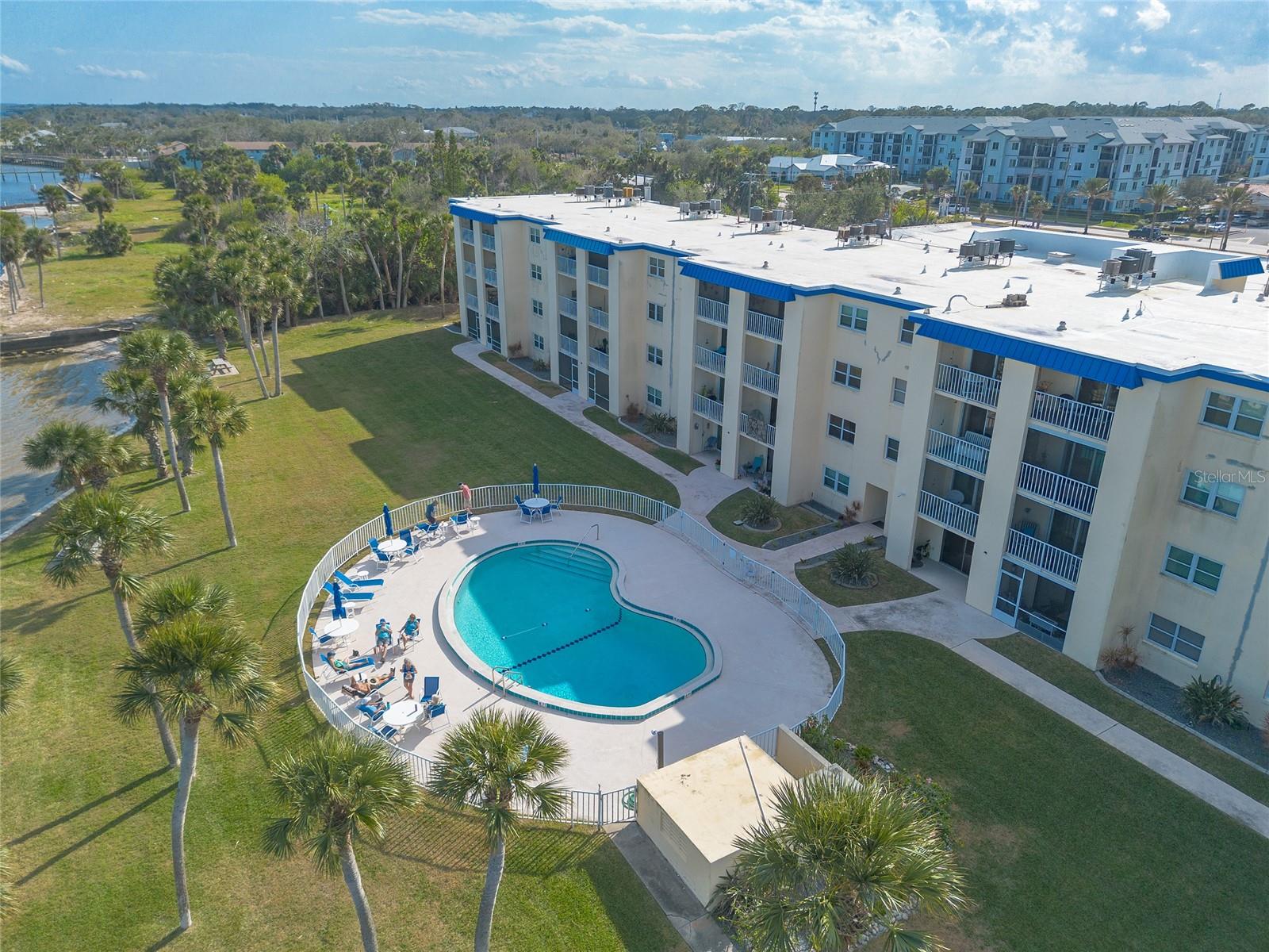 3131 Ridgewood Unit 101, South Daytona, FL 32119