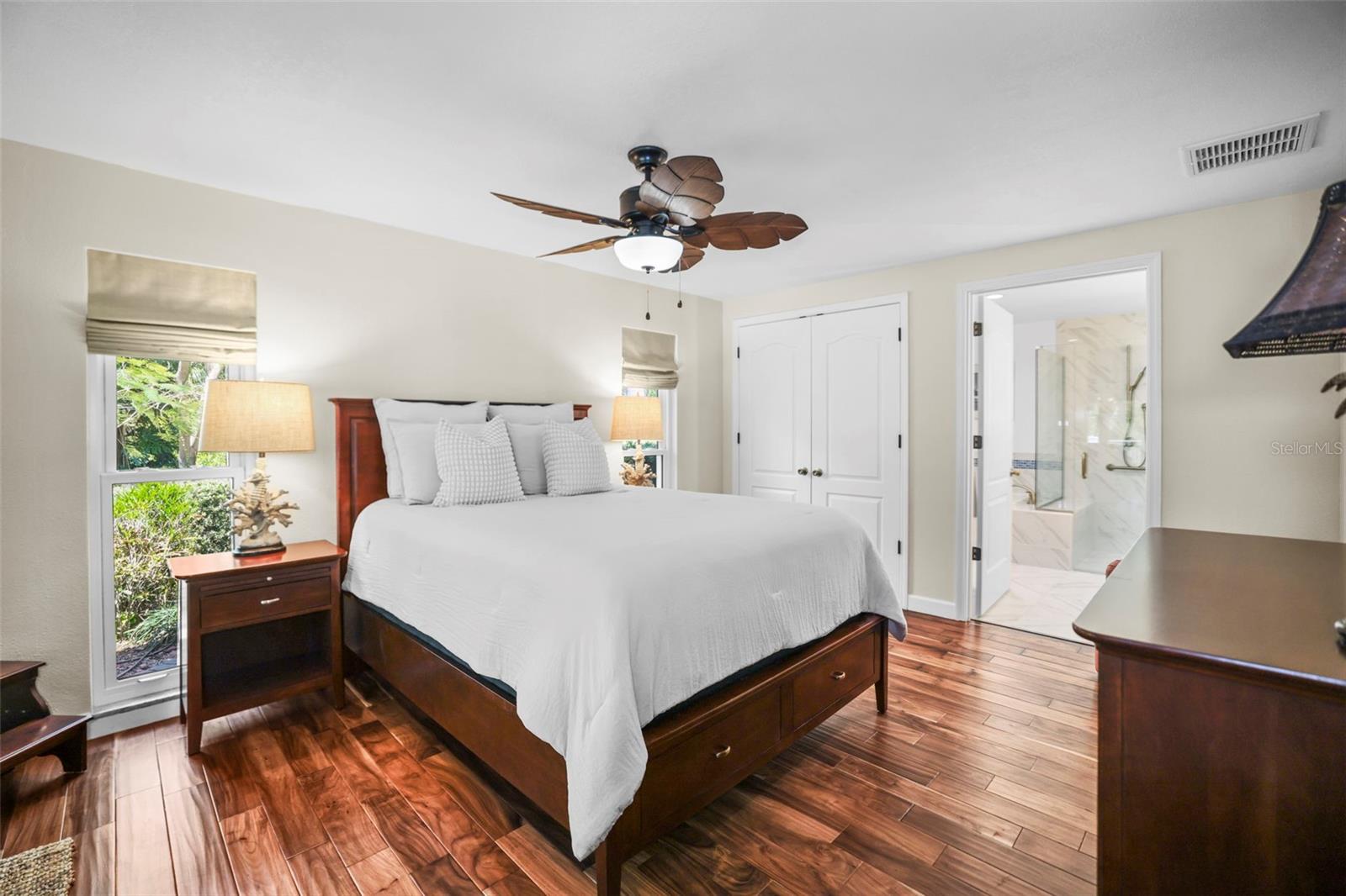 1600 Park, St Petersburg, FL 33710