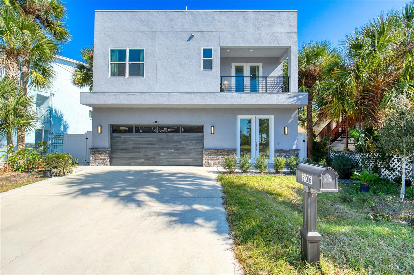 206 Halifax, Daytona Beach, FL 32118