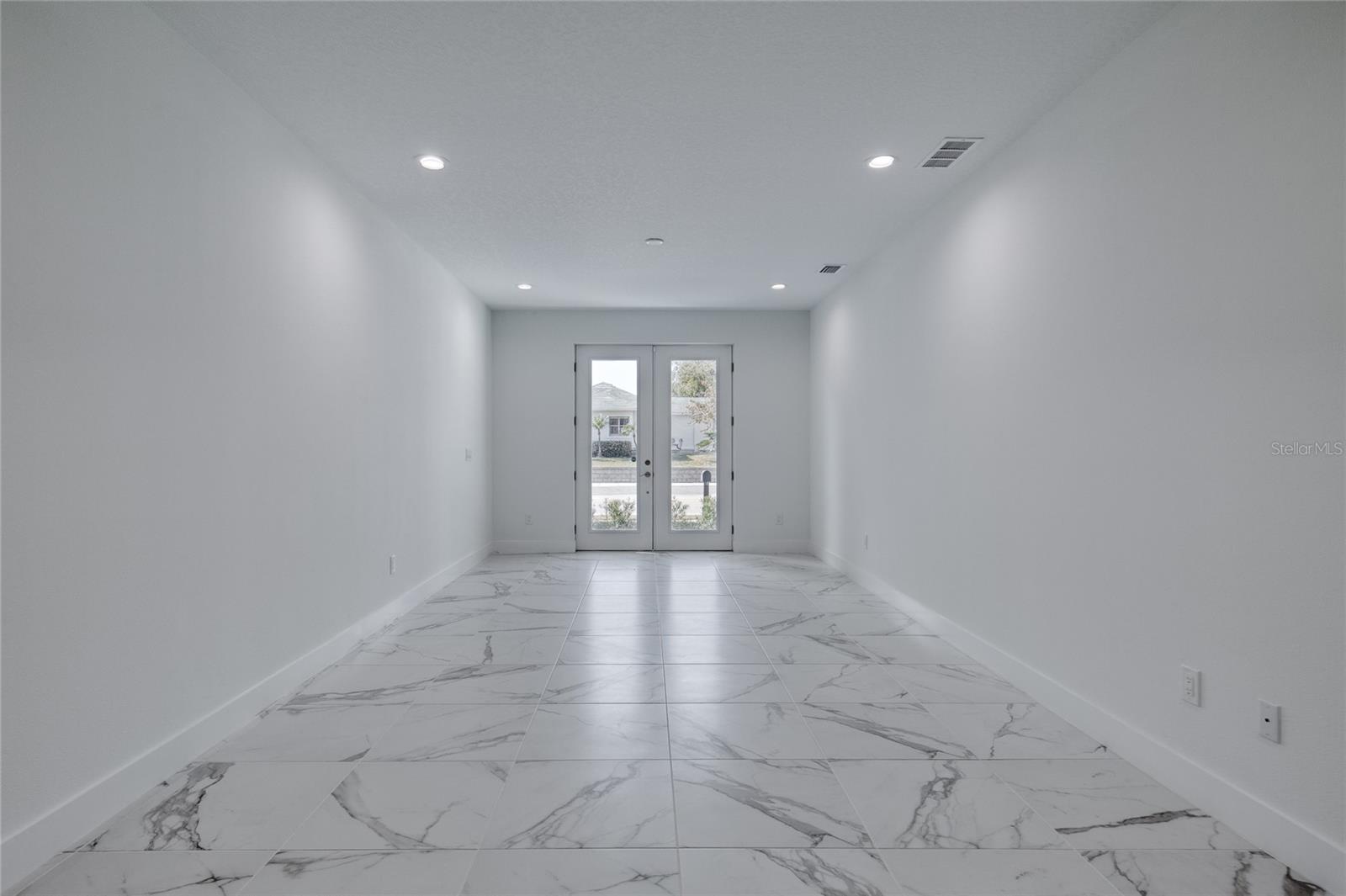 206 Halifax, Daytona Beach, FL 32118