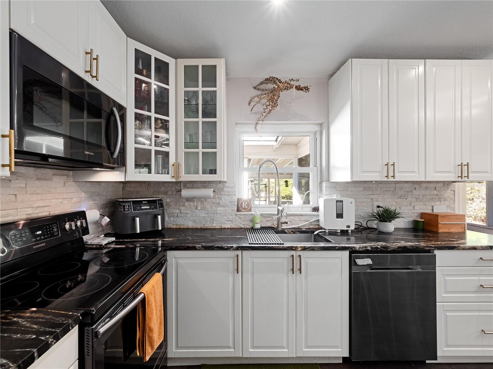 106 Jinkins, Sanford, FL 32773