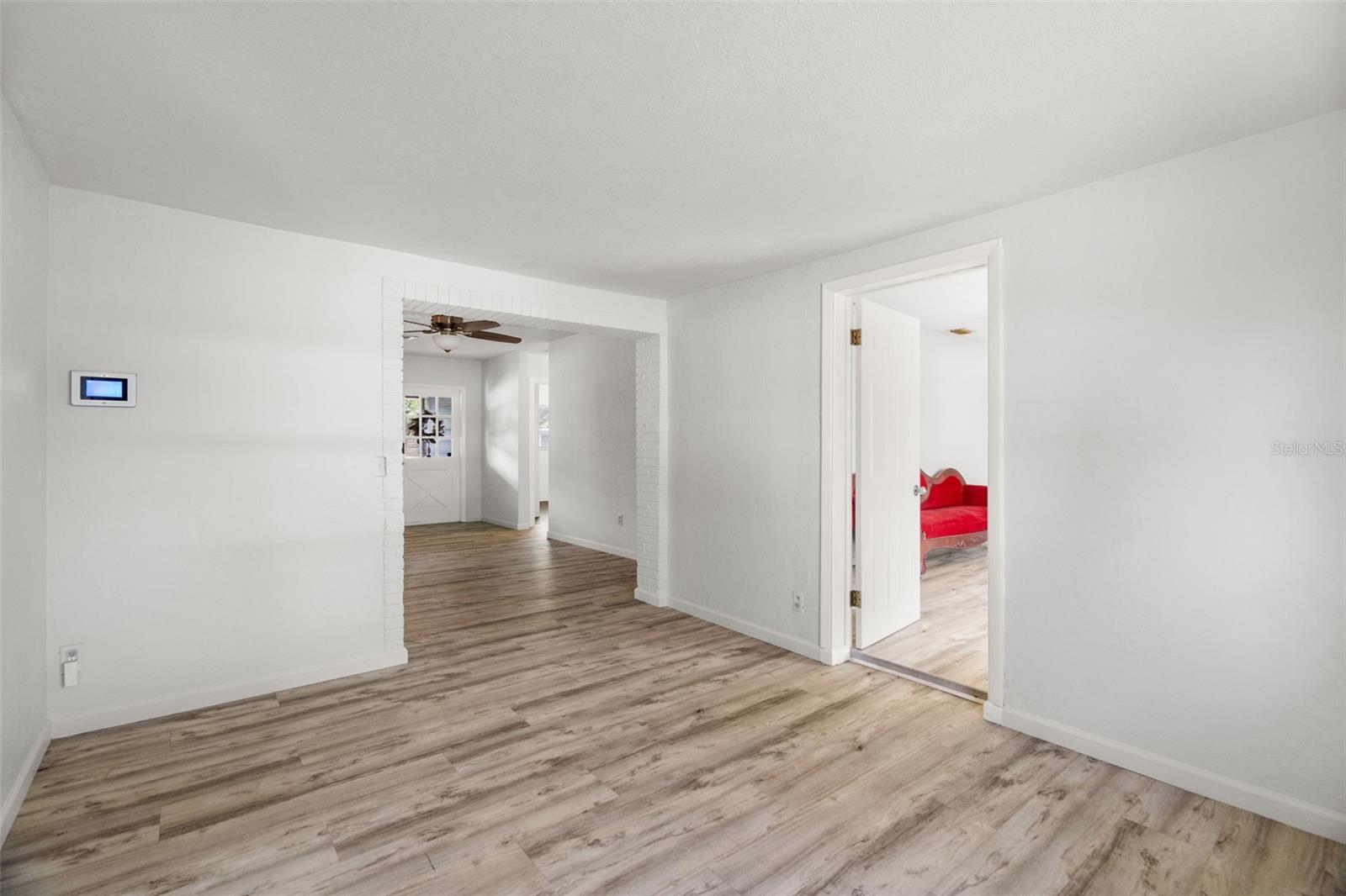 2027 Valencia, Clearwater, FL 33764