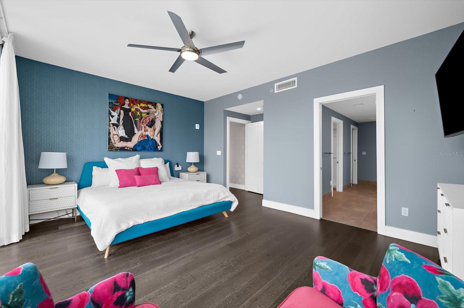 176 4th Unit 201, St Petersburg, FL 33701