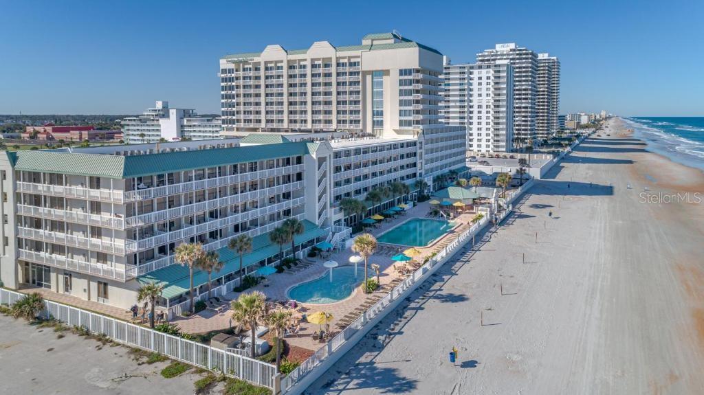 2700 Atlantic Unit 1210, Daytona Beach, FL 32118