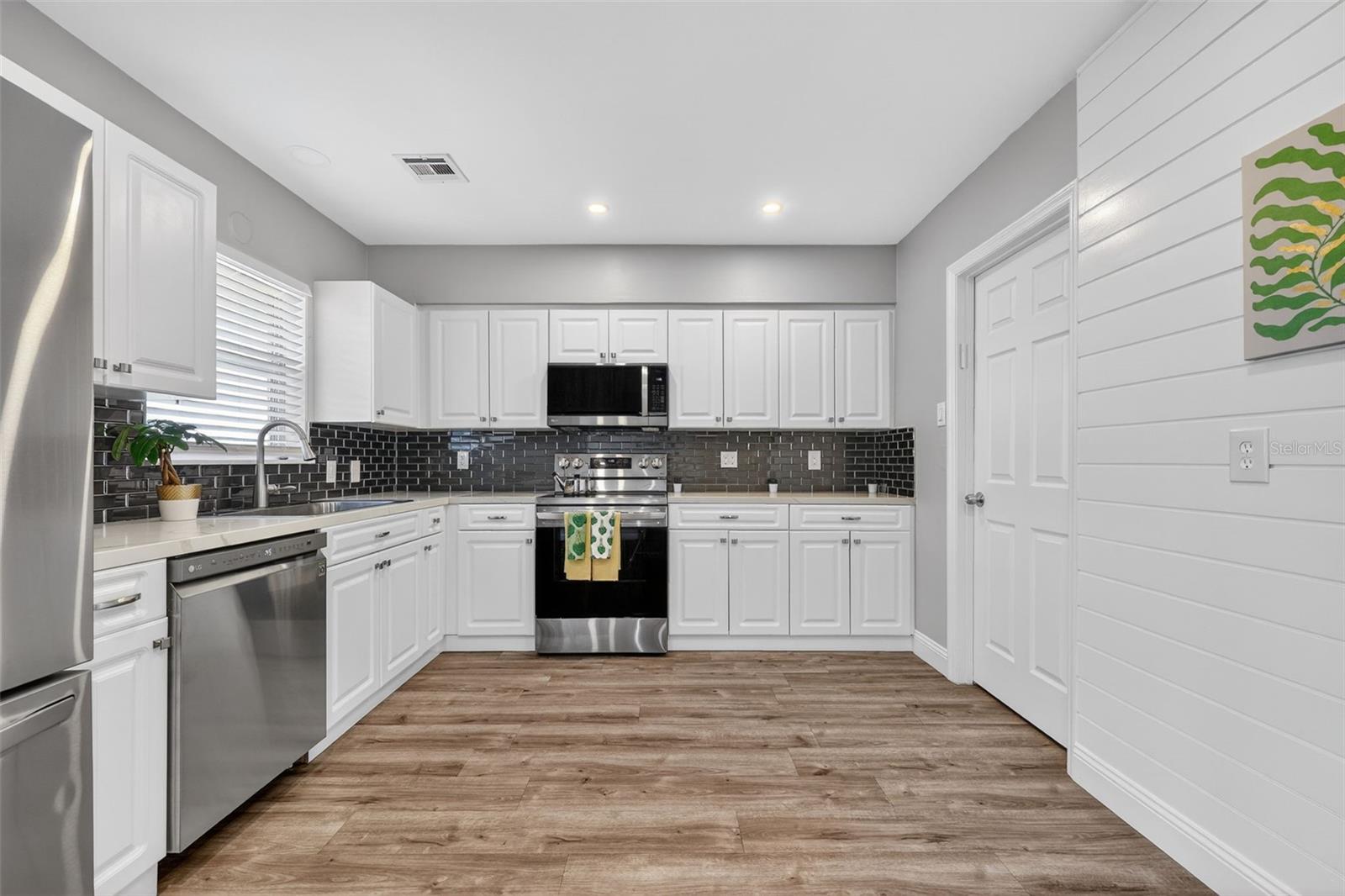 2806 Upper Tangelo, Sarasota, FL 34239