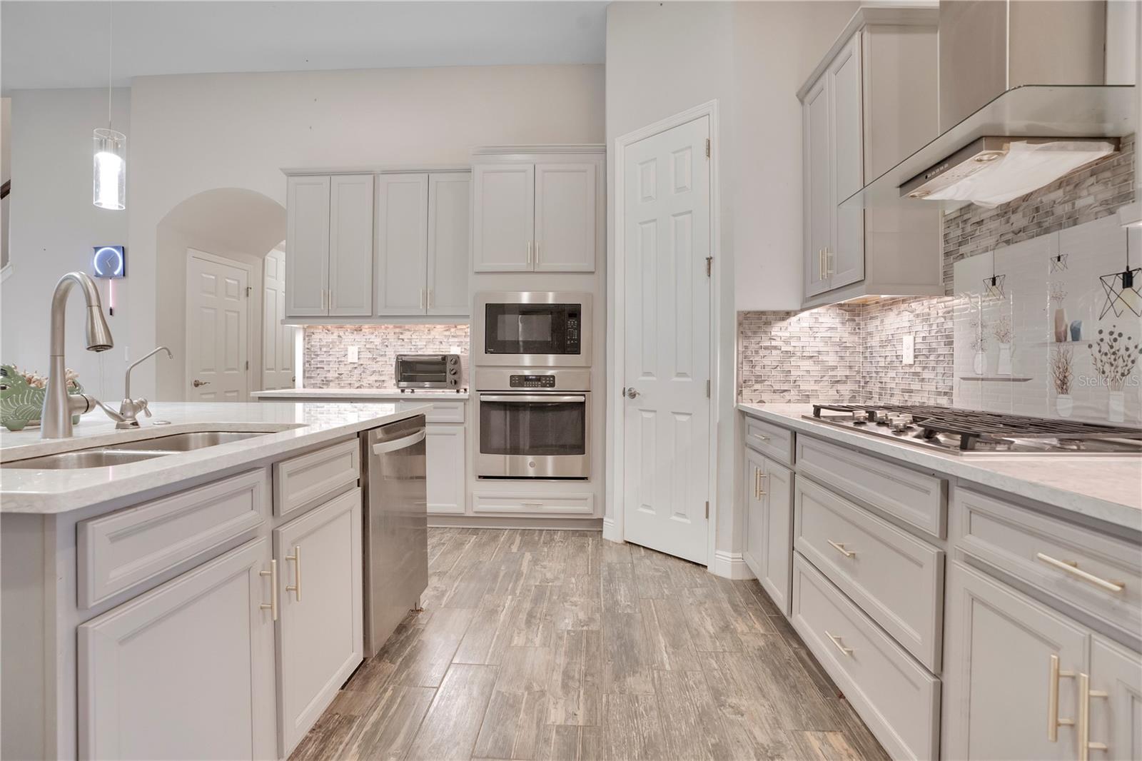 21914 Butterfly Kiss, Land O Lakes, FL 34637