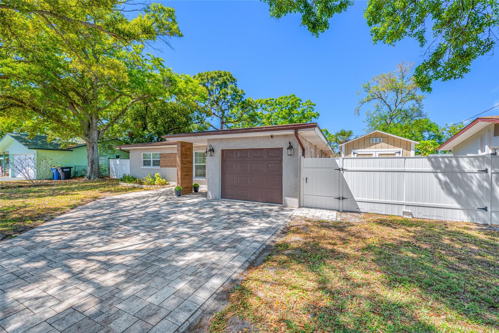 2212 Coachman, Clearwater, FL 33765