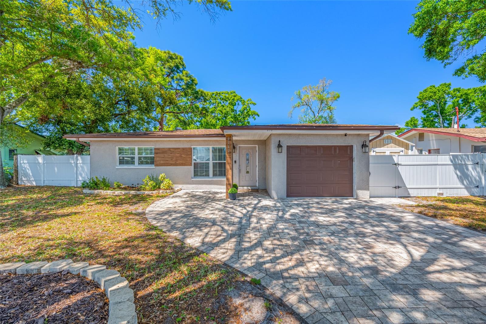 2212 Coachman, Clearwater, FL 33765