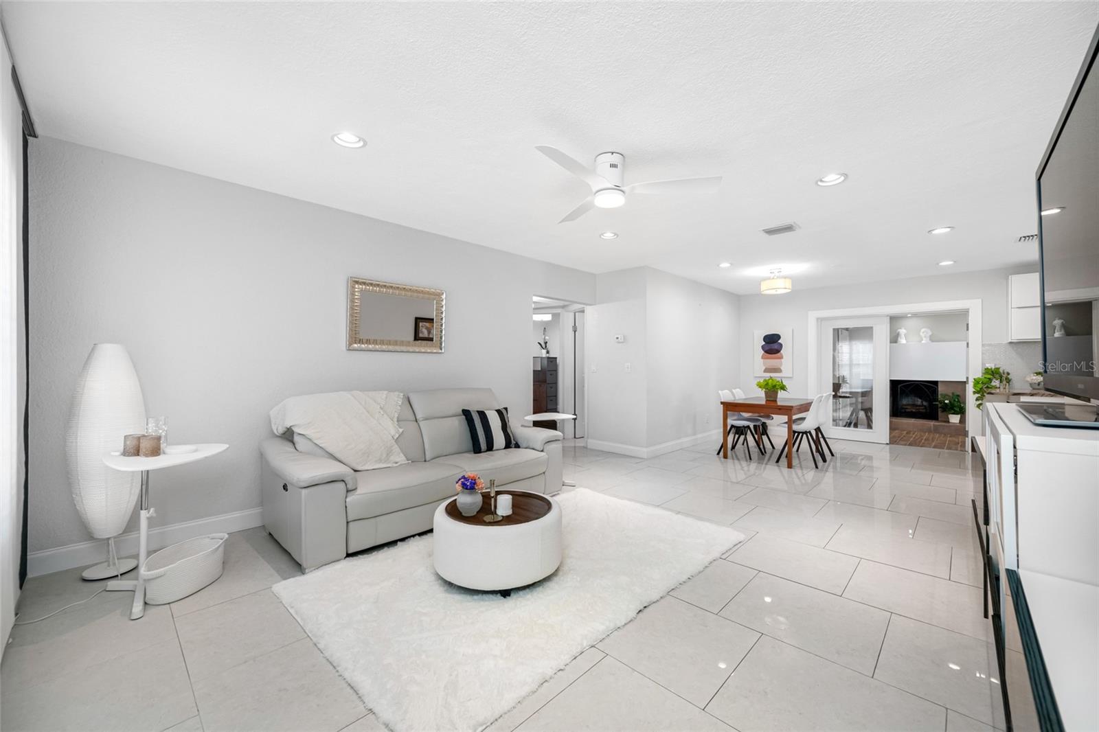 2212 Coachman, Clearwater, FL 33765