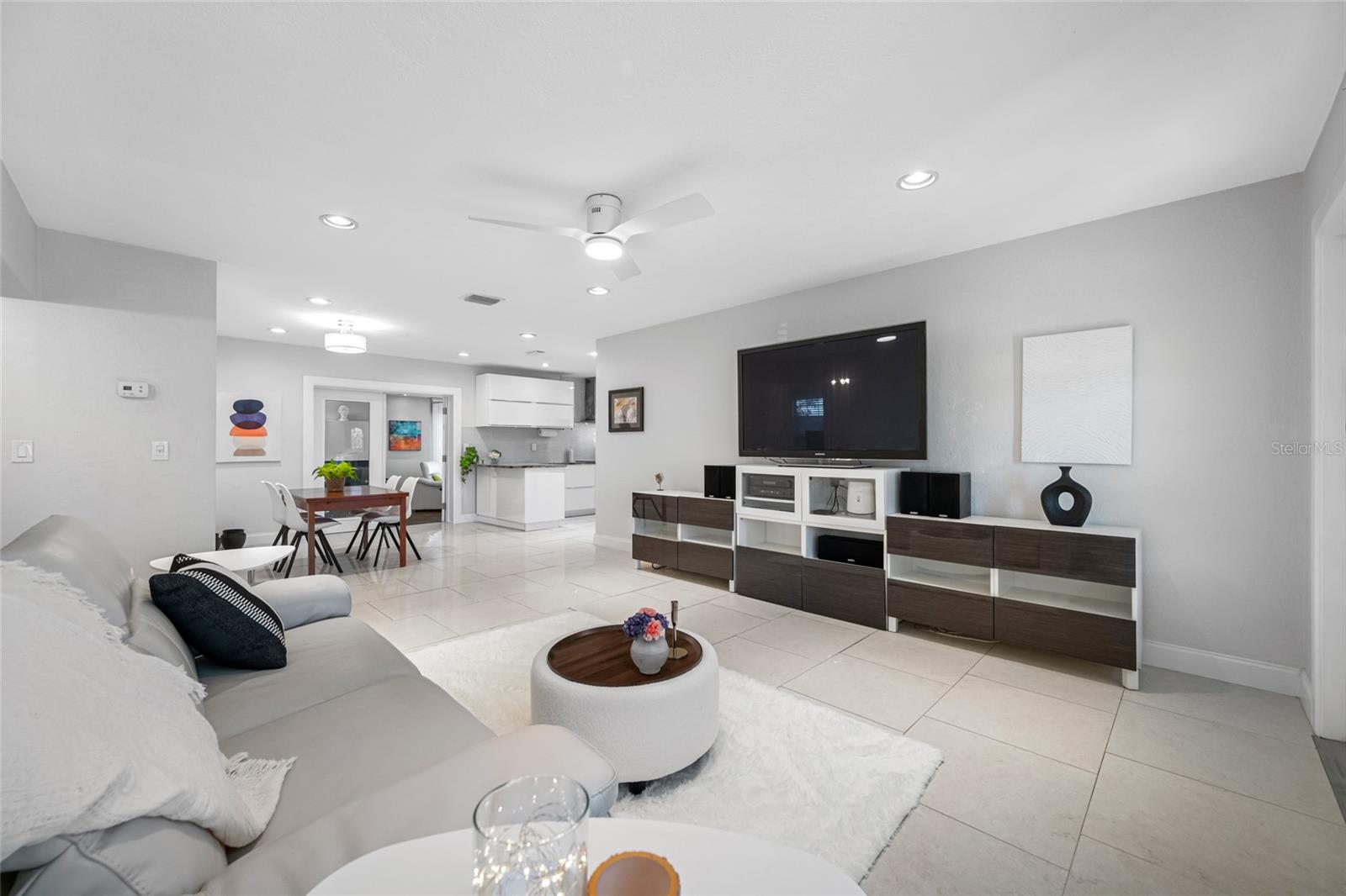 2212 Coachman, Clearwater, FL 33765