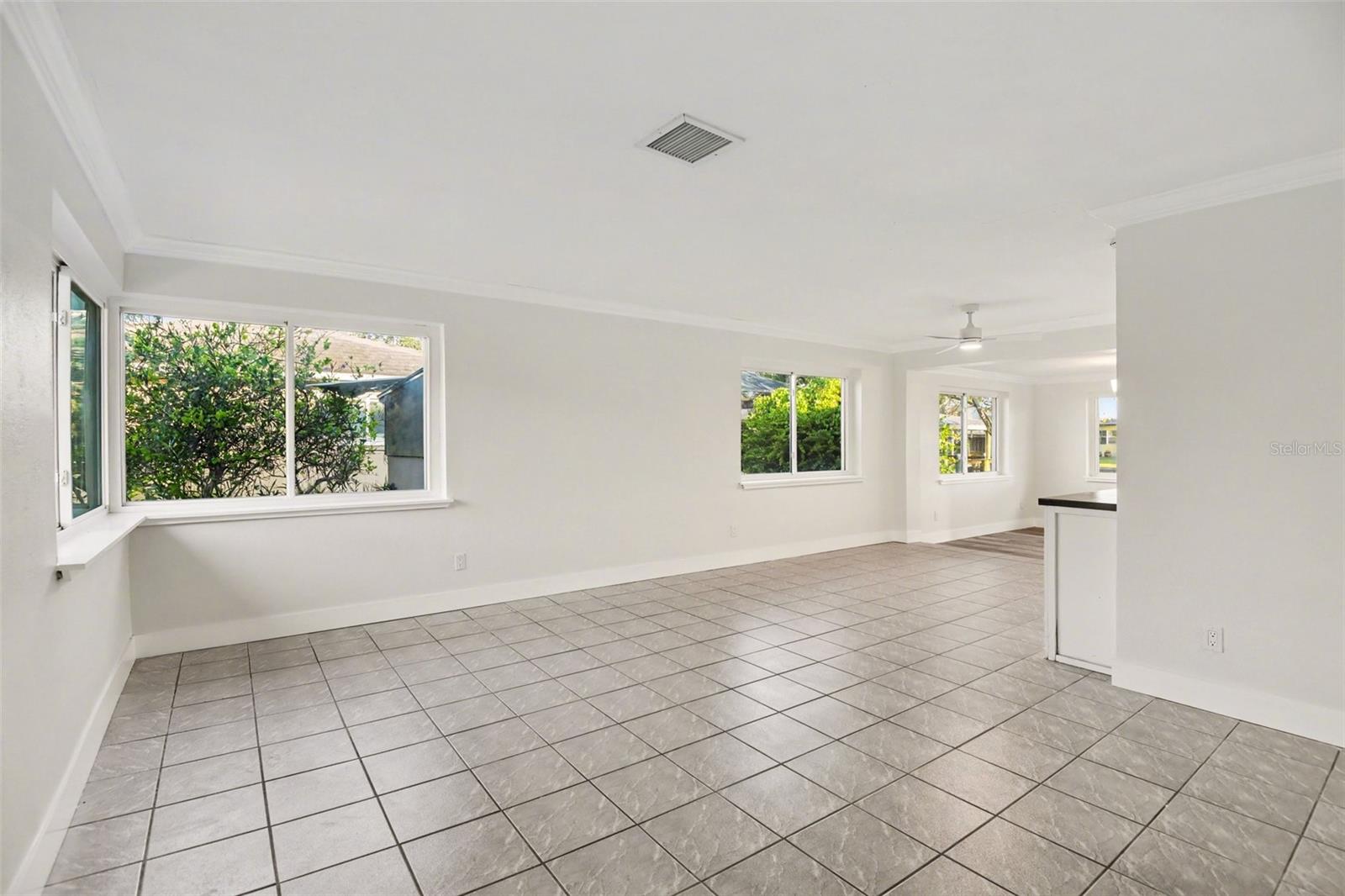 468 Grenier, North Fort Myers, FL 33903