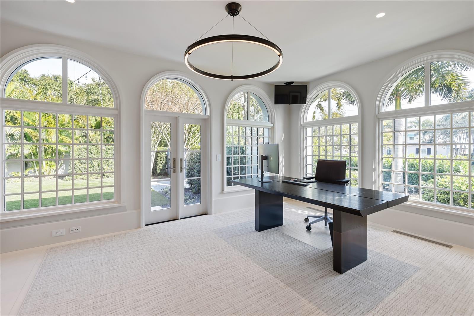 416 Brightwaters, St Petersburg, FL 33704