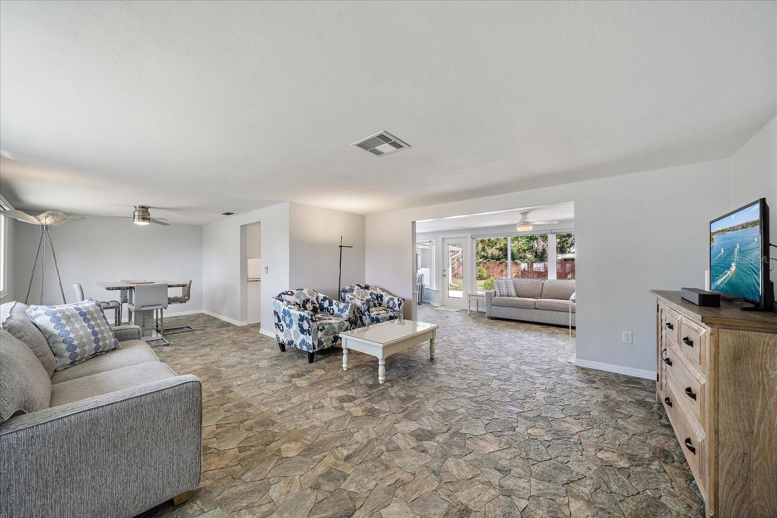 2431 Bispham, Sarasota, FL 34231