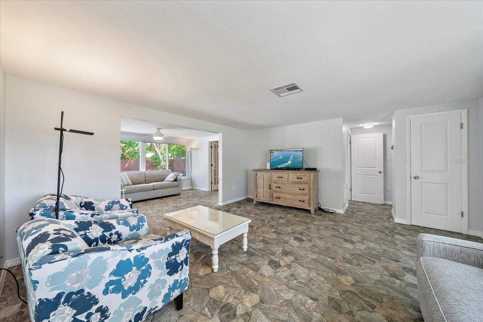 2431 Bispham, Sarasota, FL 34231