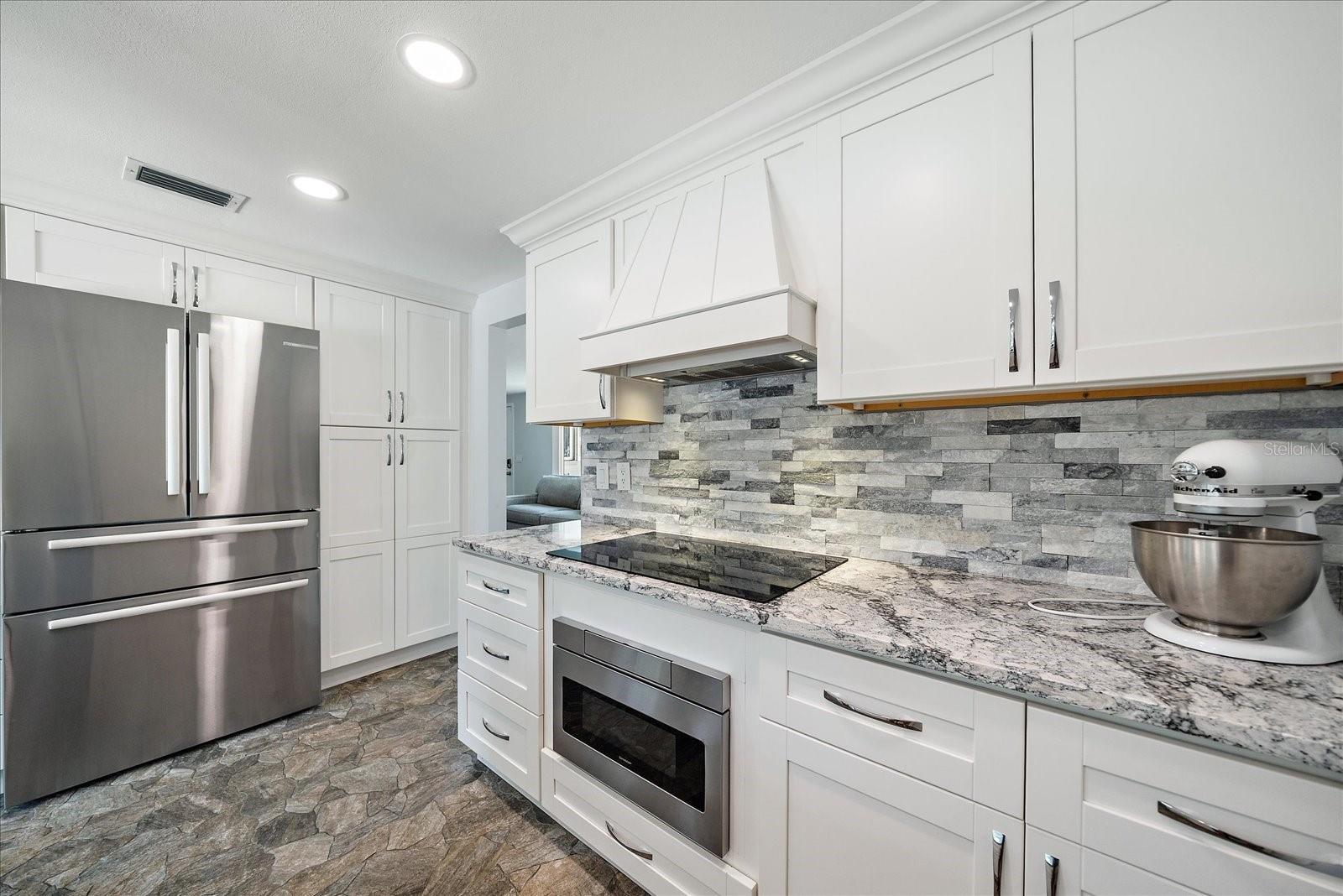 2431 Bispham, Sarasota, FL 34231