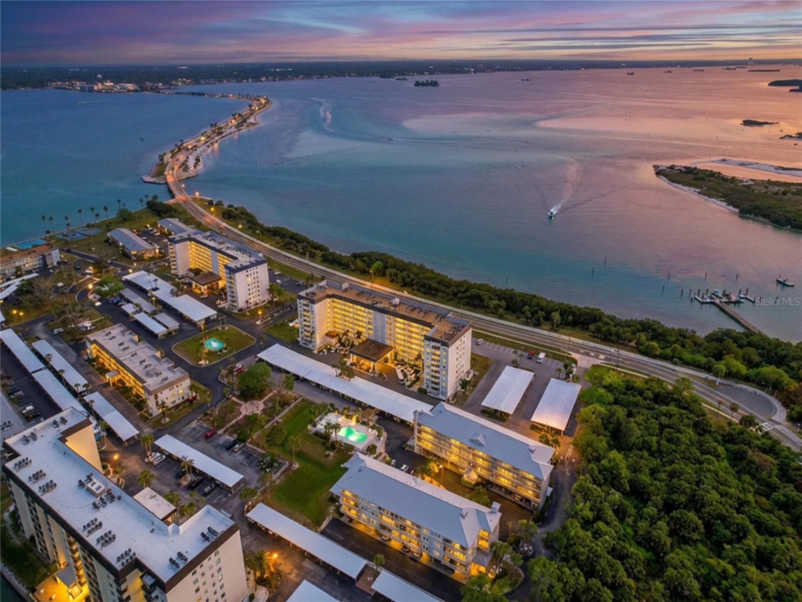 7 Island Park Unit 204, Dunedin, FL 34698