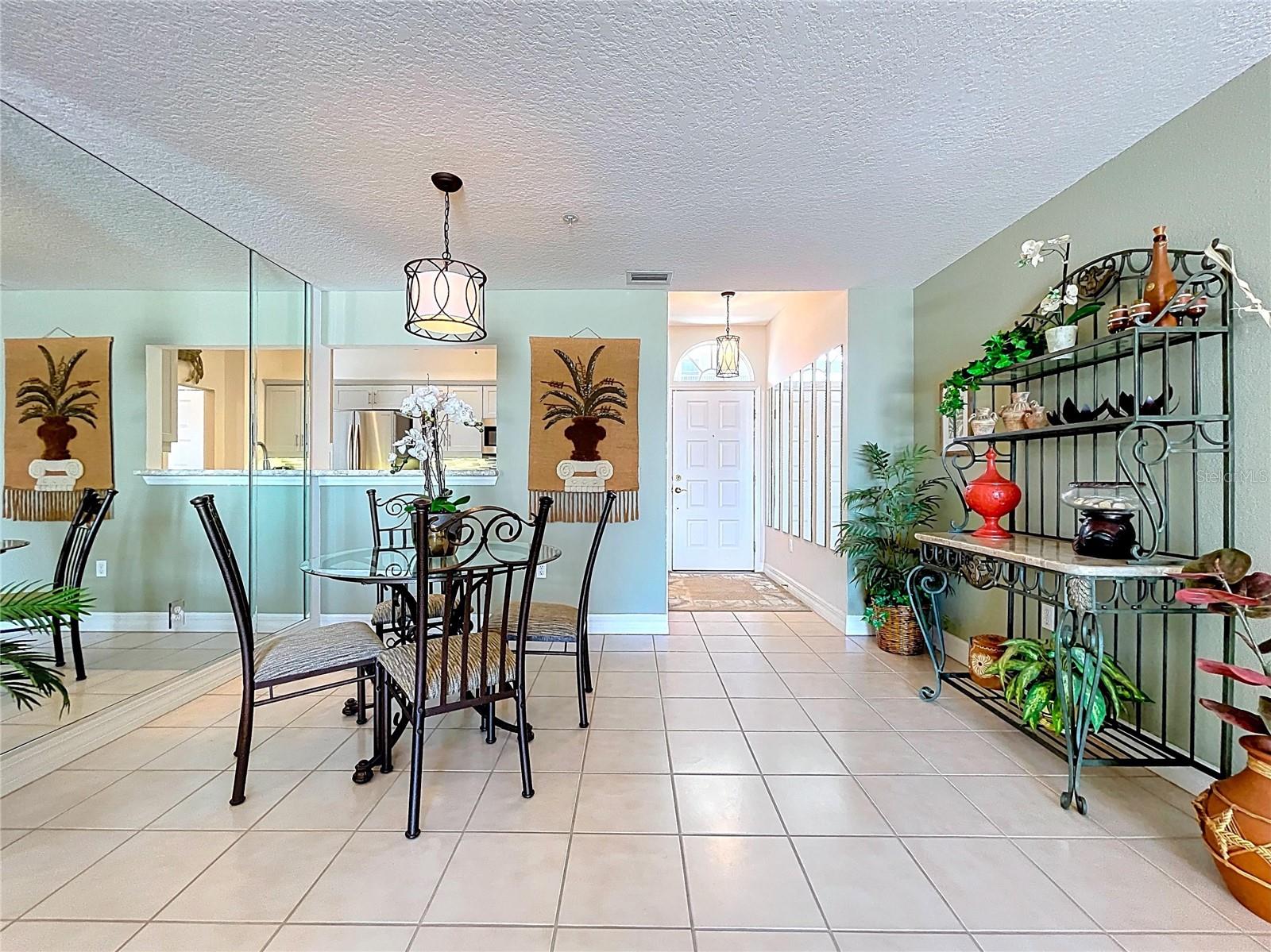 7 Island Park Unit 204, Dunedin, FL 34698