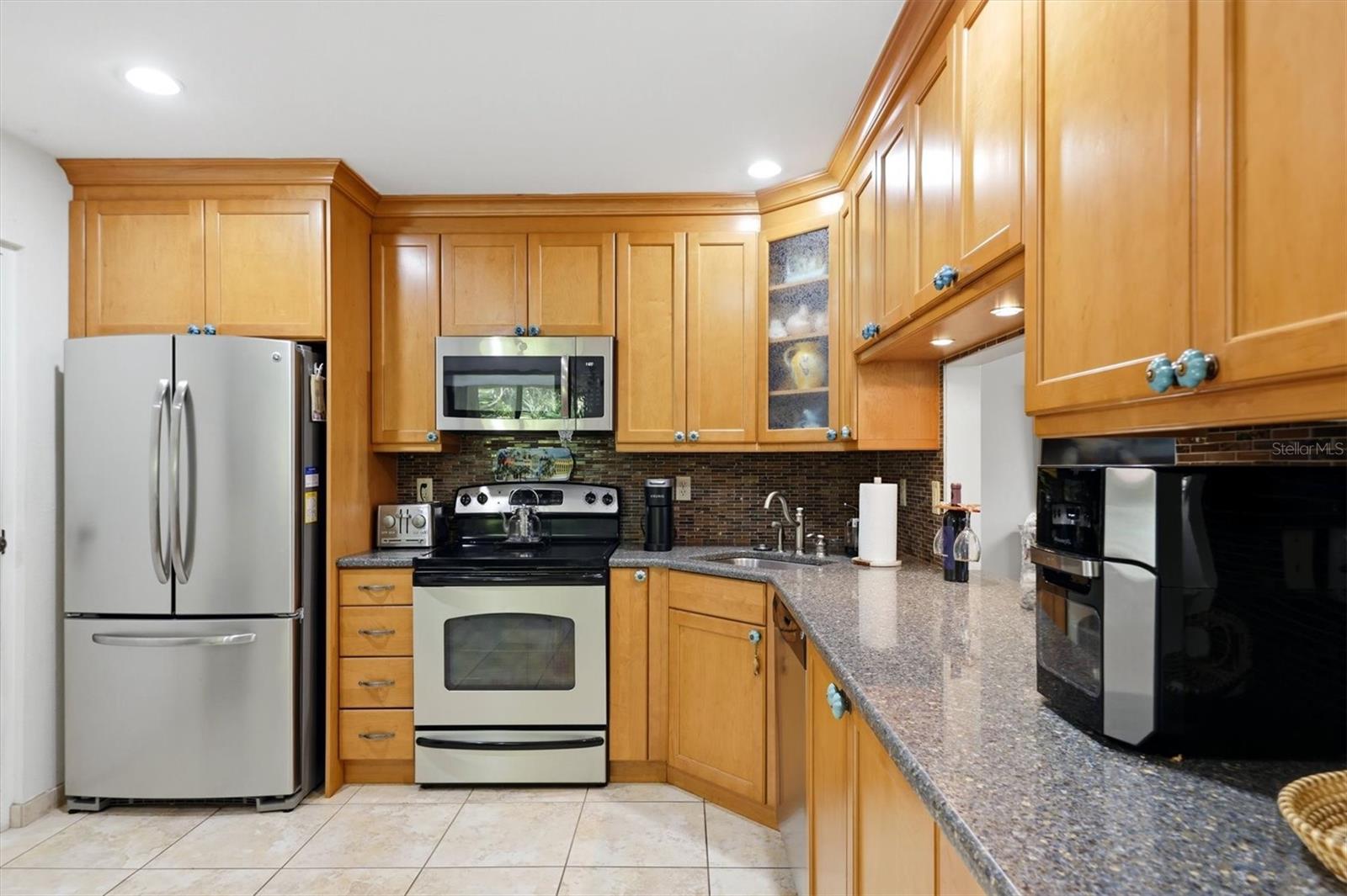 3351 Thornwood Unit 3351, Sarasota, FL 34231