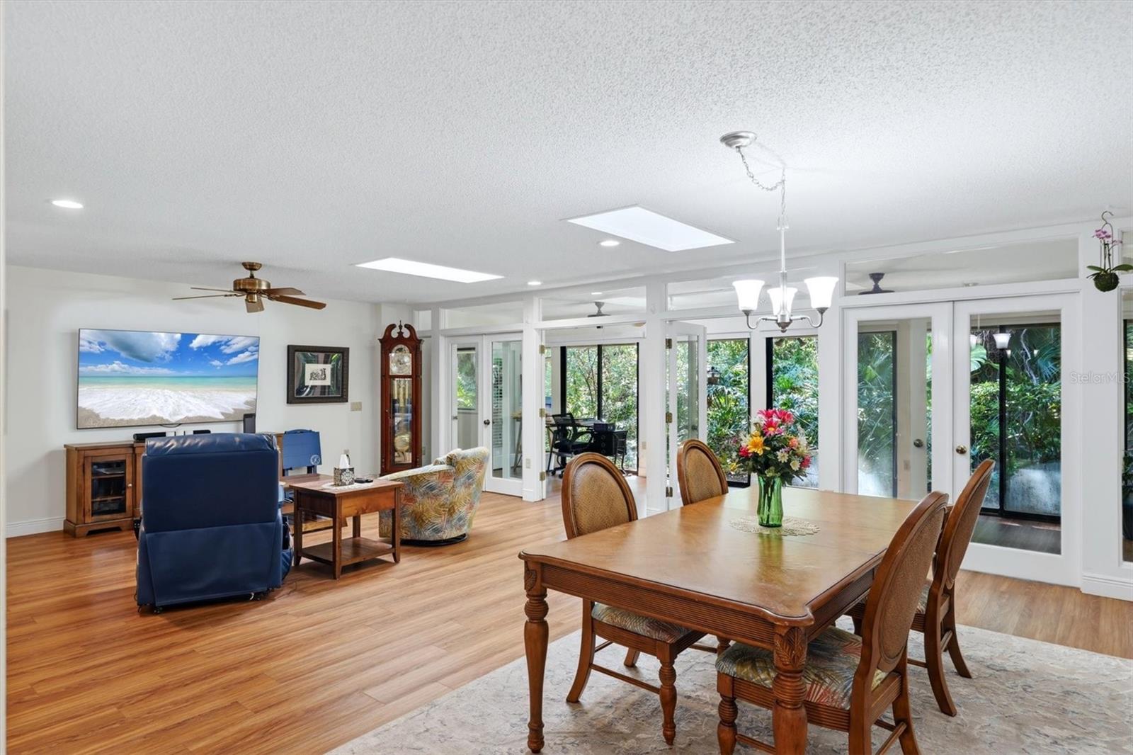 3351 Thornwood Unit 3351, Sarasota, FL 34231