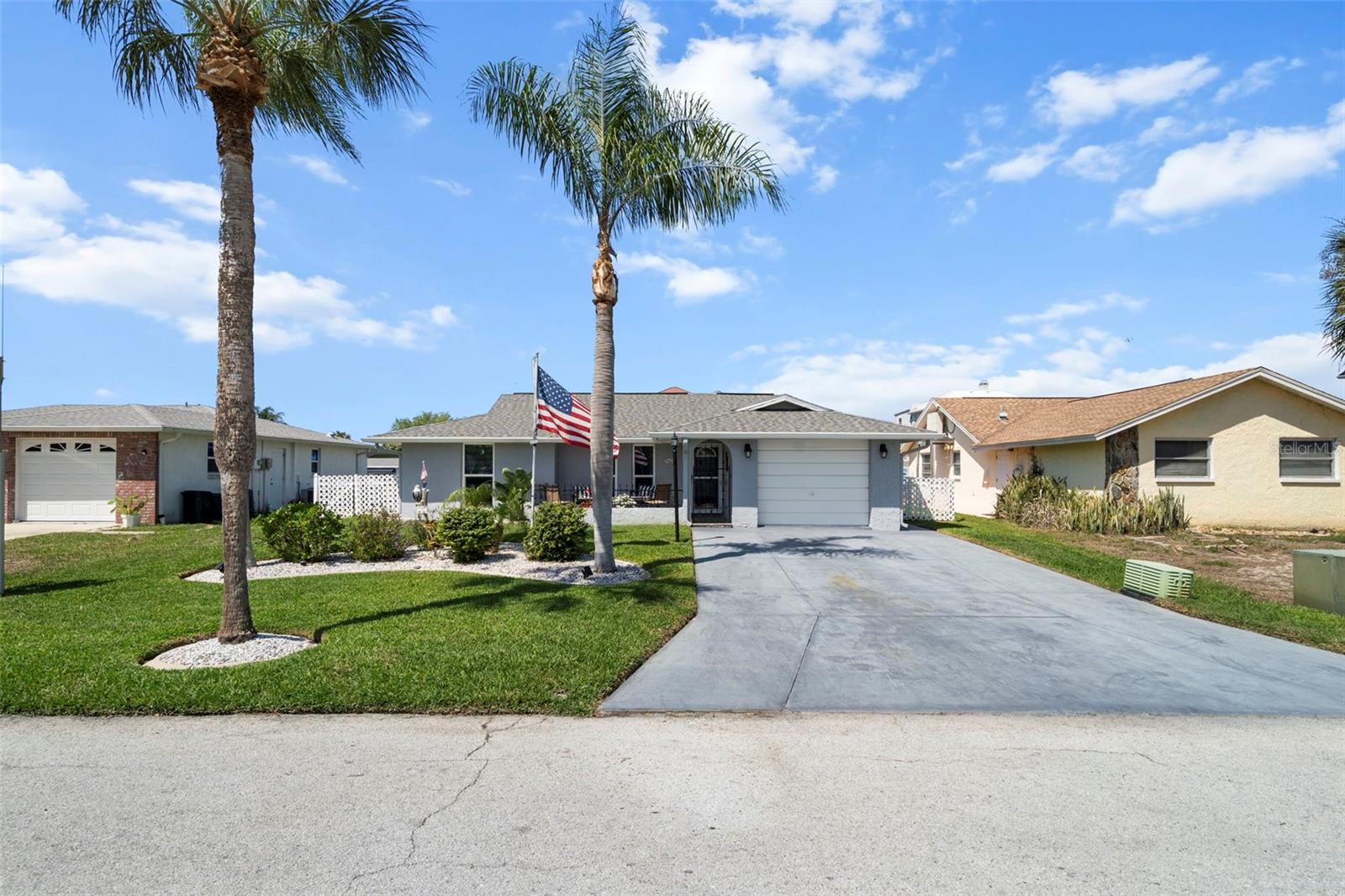 15627 Donzi, Hudson, FL 34667