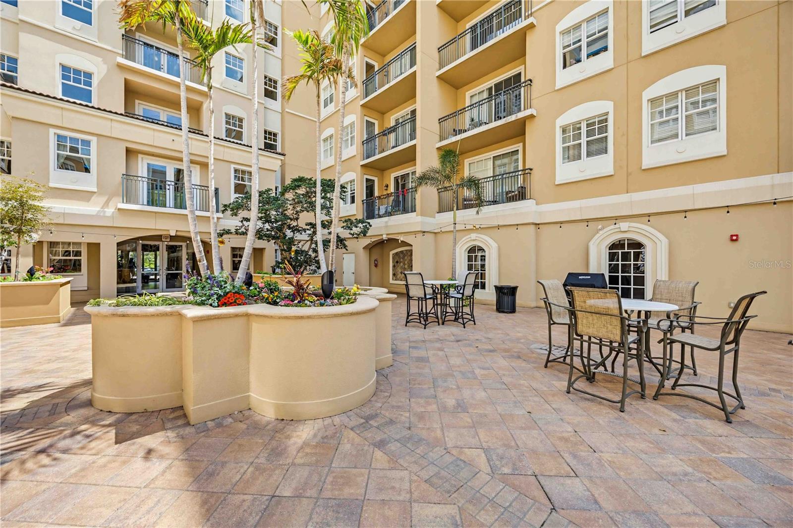 1064 Tamiami Unit 1406, Sarasota, FL 34236